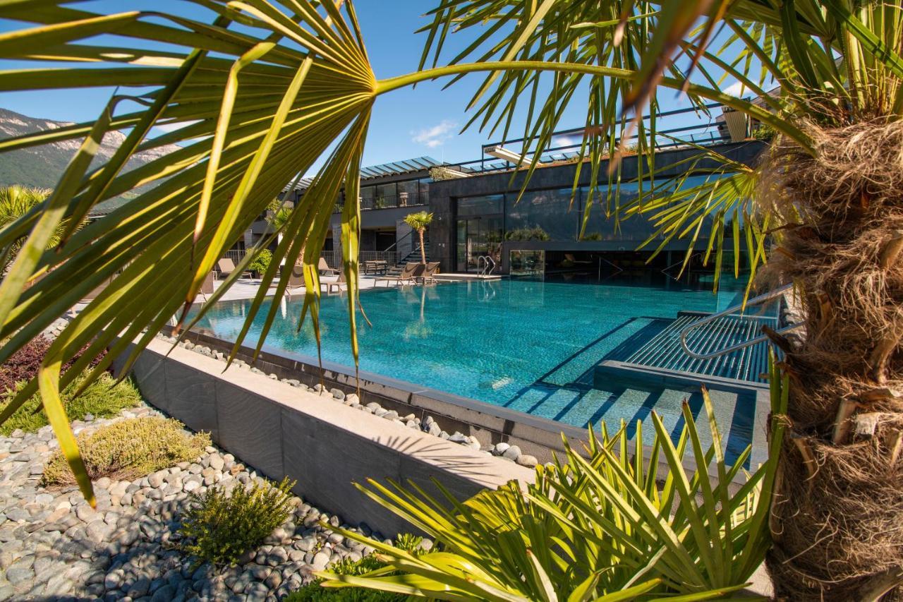 Weinegg Wellviva Resort アッピアーノ・スッラ・ストラーダ・デル・ヴィーノ エクステリア 写真