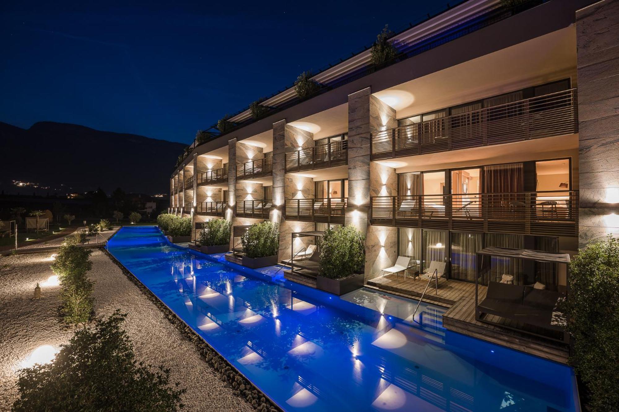 Weinegg Wellviva Resort アッピアーノ・スッラ・ストラーダ・デル・ヴィーノ エクステリア 写真