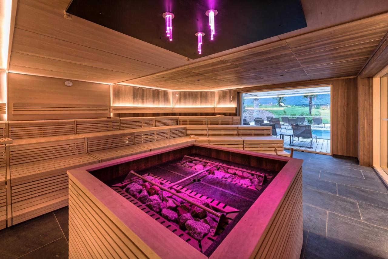 Weinegg Wellviva Resort アッピアーノ・スッラ・ストラーダ・デル・ヴィーノ エクステリア 写真
