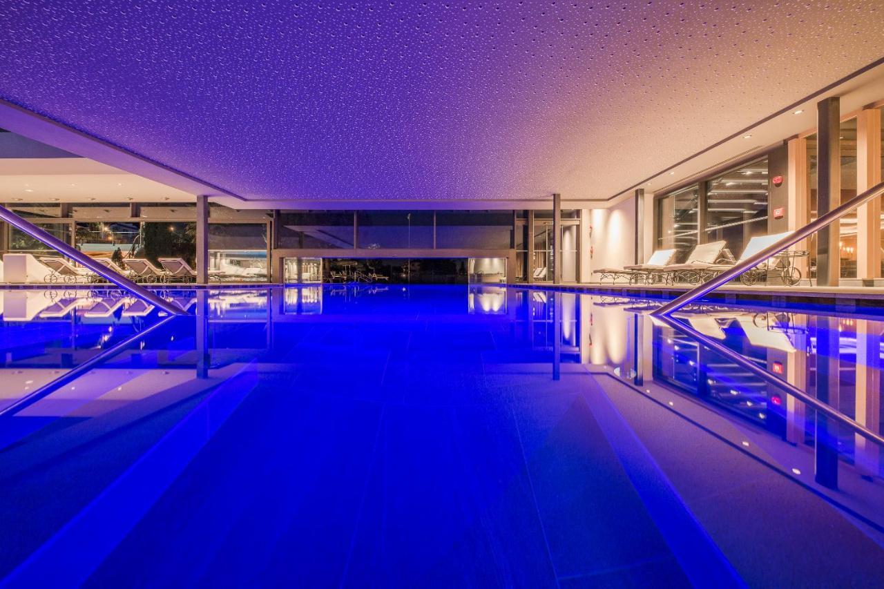 Weinegg Wellviva Resort アッピアーノ・スッラ・ストラーダ・デル・ヴィーノ エクステリア 写真